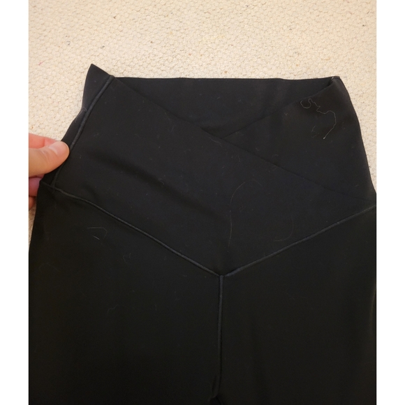 OFFLINE By Aerie Real Me High Waisted Crossover Rib Super Flare Legging Size xs - Picture 8 of 11